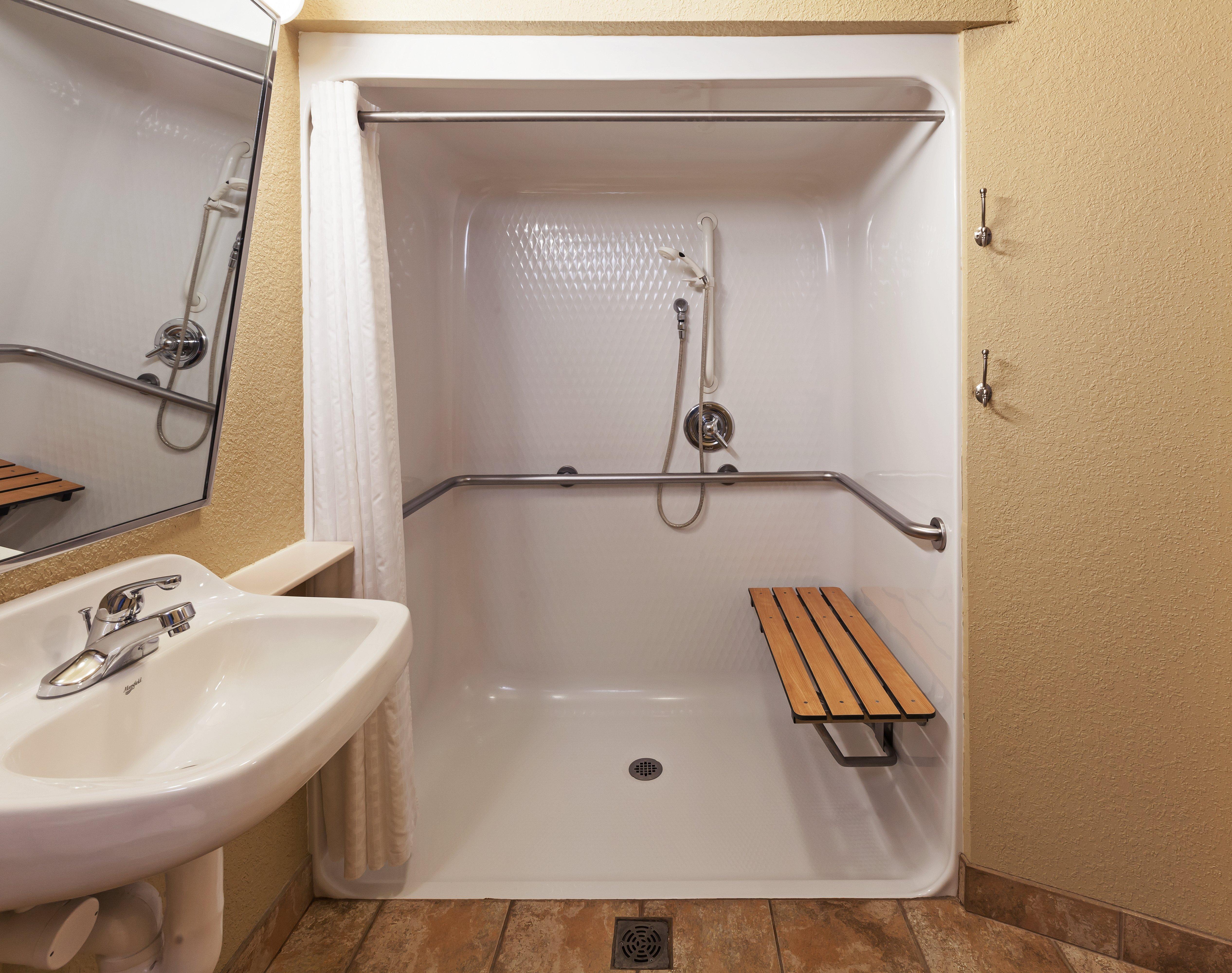 Candlewood By Ihg Hotel 2*
